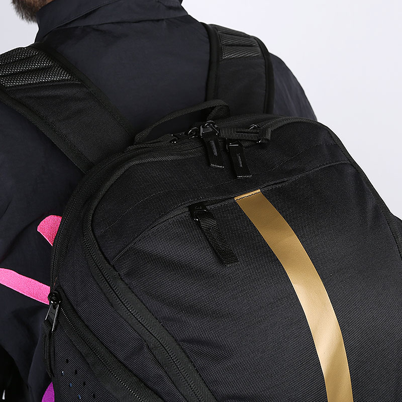  черный рюкзак Nike Hoops Elite Pro Backpack 38L BA5554-010 - цена, описание, фото 4